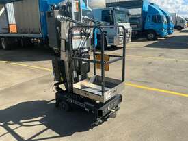2014 JLG 20AM Electric Manlift - picture2' - Click to enlarge