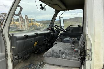 Isuzu 2007   NPR 300 MWB Tipper