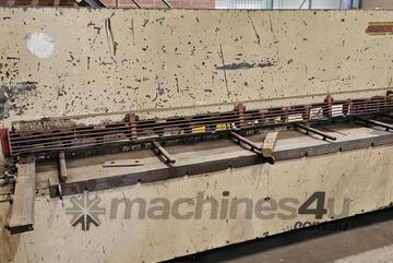   Marksman AMF3006 Hydraulic Guillotine