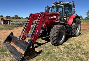 2017 MASSEY FERGUSON 6714S WITH FEL