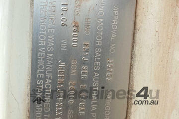 Hino 2006   FM1J Water Cart