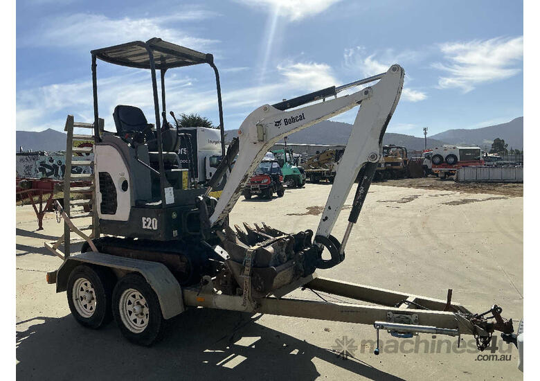 2016 Bobcat E20 Excavator & Trailer