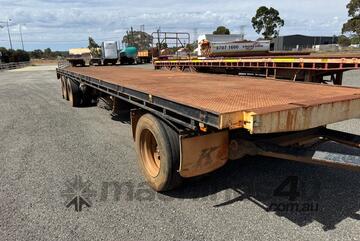 Trailer Dog Trailer Krueger 3 axle 2007 11m tray 12.5m total length 10 stud 1TIE217 SN1823