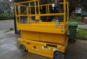 09/2017 Haulotte Compact 12 - Electric Scissor Lift