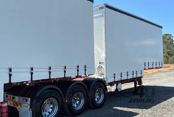 2022 Vawdrey VBS3 Tri Axle Drop Deck Curtainsider A Trailer