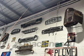 Classic Old Oval Grille