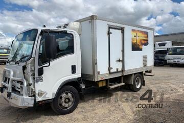 2011 Isuzu NPR 250 Refrigerated Pantech