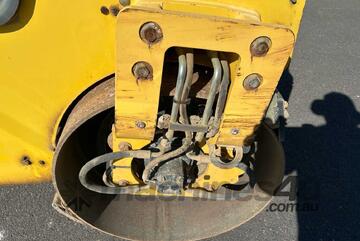 2014 Bomag BW120AD-5 Dual Smooth Drum Roller