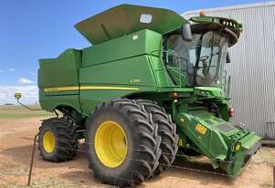 John Deere   S780