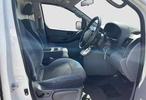 Hyundai 2011   iLoad Diesel