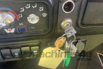 2011 Western Star 4900FX Prime Mover Sleeper Cab