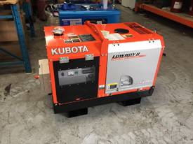 6 KVA KUBOTA LOWBOY GL6000 TRUCK MOUNT PRIME POWER - picture1' - Click to enlarge
