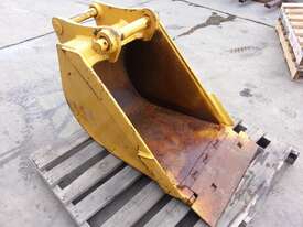 550MM SAND BLADE BUCKET WITH TEETH SUIT 7-10T - picture1' - Click to enlarge