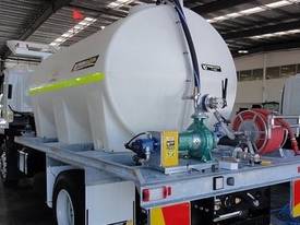 12,500L WELDING SOLUTIONS POLY WATER CART - picture0' - Click to enlarge
