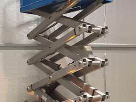 19ft Scissor lift for sale - picture0' - Click to enlarge