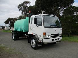 2004 Mitsubishi FM8 Watercart - picture0' - Click to enlarge