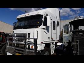 2003 FREIGHT LINER ARGOSY 101 PRIME MOVER - picture0' - Click to enlarge