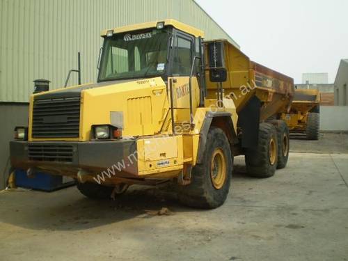 caption PARTS AND WRECKING ARTICULATED DUMP TRUCK