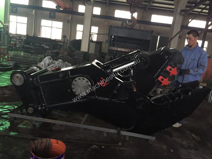 caption A.R.E 35-45ton Concrete Pulveriser Crusher
