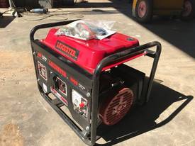 Leicester 800W 240 Volt Petrol Generator - picture1' - Click to enlarge
