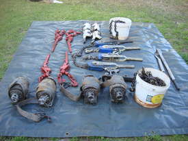 Transport Restraining Equipment - picture0' - Click to enlarge
