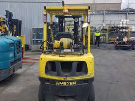 2.5T Counterbalance Forklift - picture1' - Click to enlarge