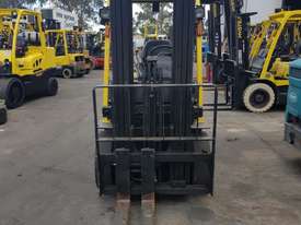 2.5T Counterbalance Forklift - picture2' - Click to enlarge