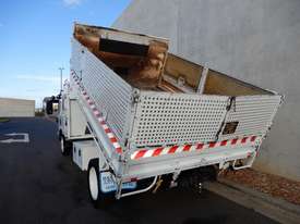 Isuzu NQR450 Tipper Truck - picture1' - Click to enlarge