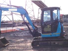 2014 5T Mini Excavator c/w buckets - picture1' - Click to enlarge