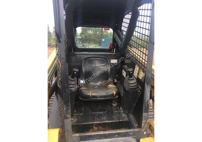caption ASV PT60 POSITRACK LOADER