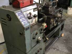 Victor Lathe TMK400x750B - picture1' - Click to enlarge