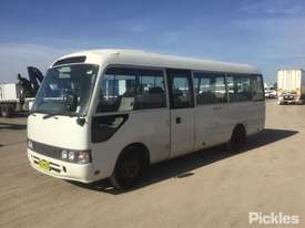 1997 Toyota Coaster 50 Series Deluxe - picture2' - Click to enlarge