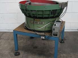 Large Vibrating Vibratory Bowl Feeder - RR Fisher - picture0' - Click to enlarge