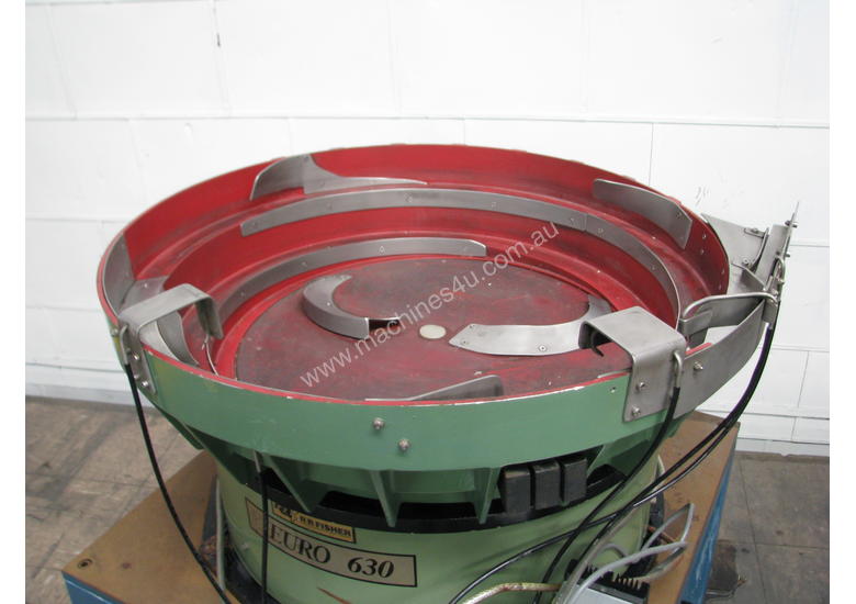caption Large Vibrating Vibratory Bowl Feeder - RR Fisher