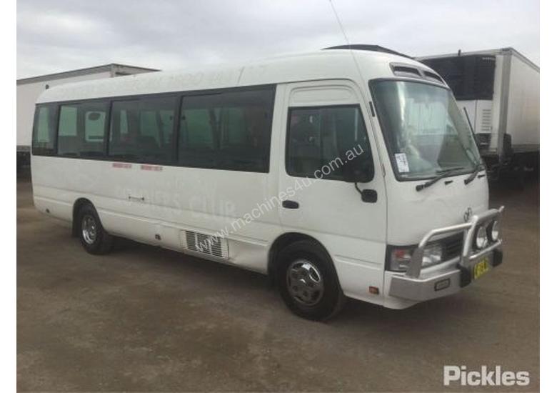 caption 2005 Toyota Coaster 50 Series