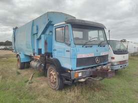 Mercedes-Benz 1517 - picture0' - Click to enlarge