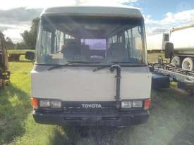 Toyota Coaster BUS - picture0' - Click to enlarge