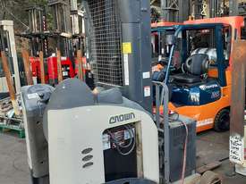 CROWN Electric Reach Truck 06 model 1.6 Ton 5.3M Lift 5000 plus GST - picture0' - Click to enlarge