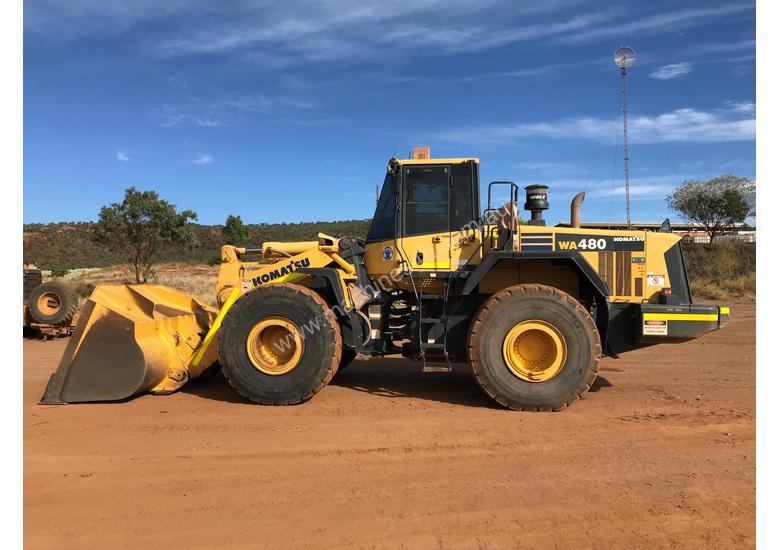 caption 2013 KOMATSU WA480-6 WHEEL LOADER