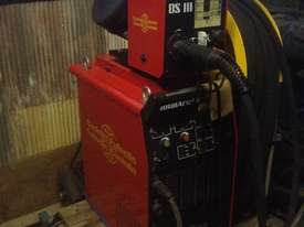 welder - Total arc 400  DS III wire feeder - picture0' - Click to enlarge