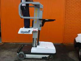 BRAVI SPRINT (TOYOTA) STOCK PICKER EWP.  BUILT IN CHARGER. - picture2' - Click to enlarge