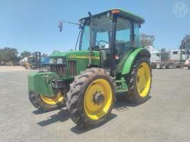 John Deere 5320 FWA Cab - picture1' - Click to enlarge