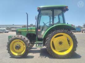 John Deere 5320 FWA Cab - picture2' - Click to enlarge