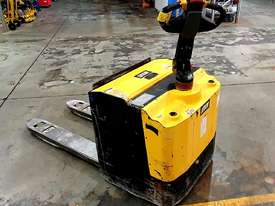 2.5t Battery Electric Pallet Truck - picture0' - Click to enlarge