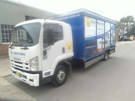 Isuzu FRR600L - picture1' - Click to enlarge