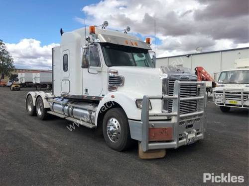 2014 Freightliner Coronado