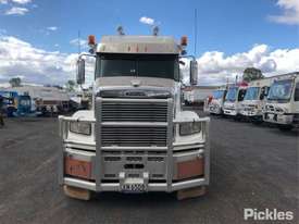 2014 Freightliner Coronado - picture1' - Click to enlarge