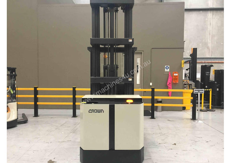 Used 1996 Misc Crown Stock Picker Forklift Stock Pickers in , - Listed