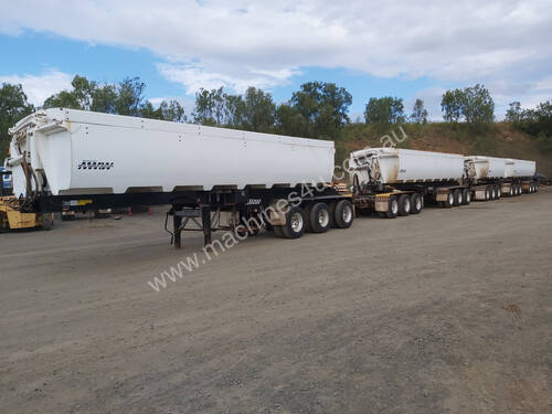 Buy Used 2014 Mick Murray Welding SIDETIPPER Trailers in , - Listed on ...