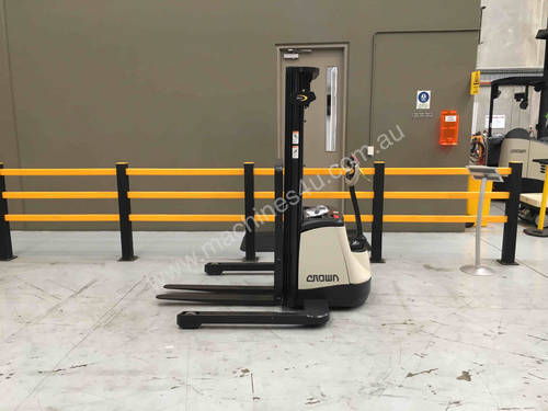 Crown SX3000 Walk Behind Forklift